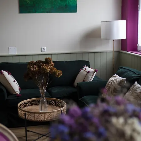 Le Jardin-chambres D'hotes En Baie Cahon