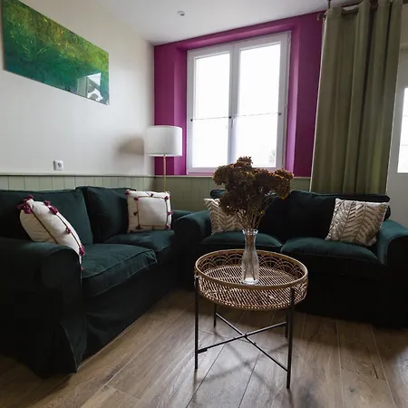 Le Jardin-chambres D'hôtes En Baie Couette-café 4*