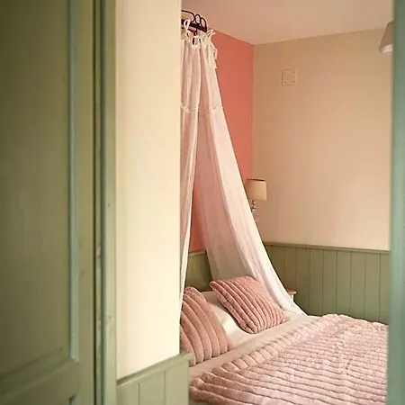 Bed & Breakfast Le Jardin-chambres D'hotes En Baie Cahon