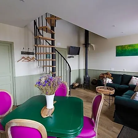 Le Jardin-chambres D'hotes En Baie Bed & Breakfast 4*