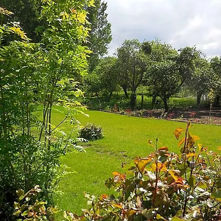 Bed & Breakfast Le Jardin-chambres D'hotes En Baie Cahon