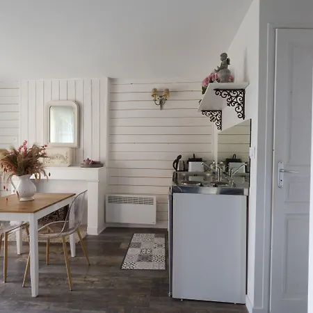 Frühstückspension Le Jardin-chambres D'hotes En Baie Cahon